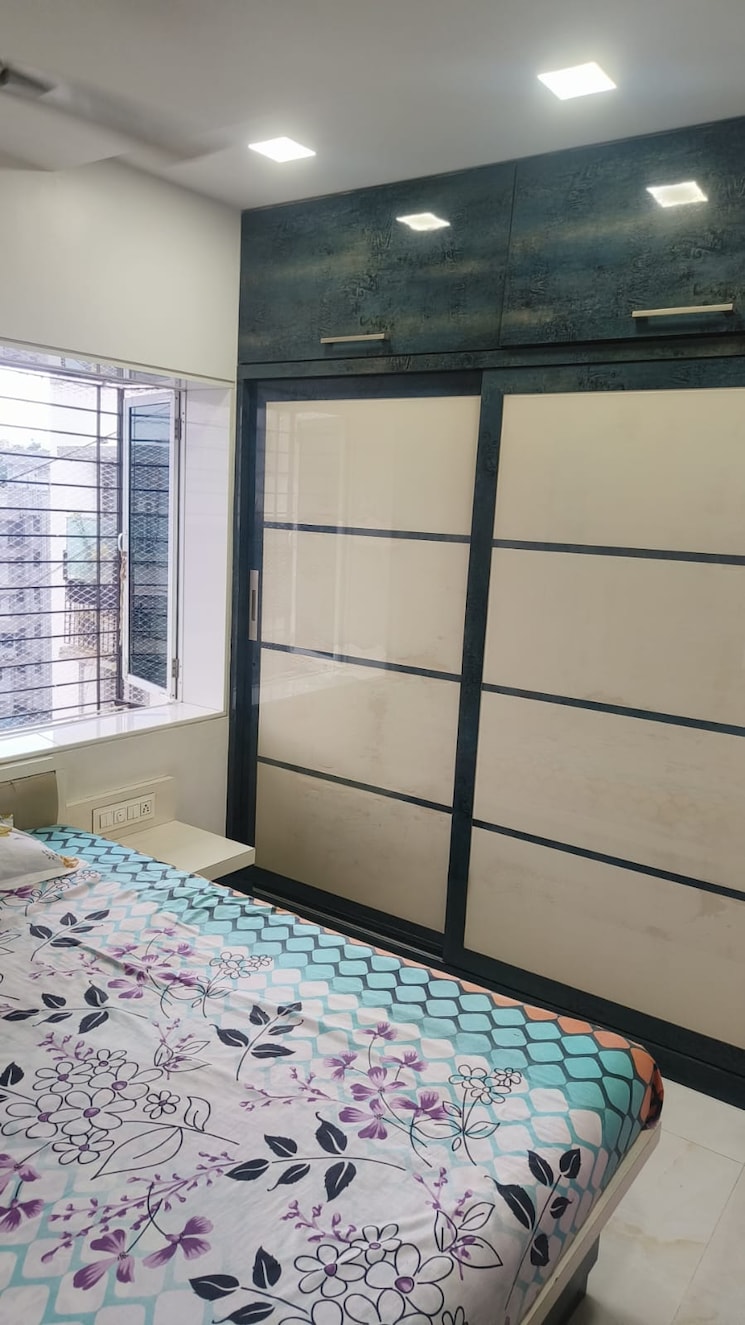 Room, lodha-crown-quality-homes 1 Bedroom 325 Sq.Ft. Apartment In Majiwada Thane 7992123