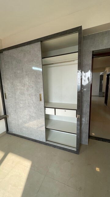 Room in 3 BHK Apartment at SDC Anand Prime, Pratap Nagar – for Rent