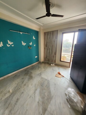 Room in 3 BHK Builder Floor at Sector 57 – for Sale