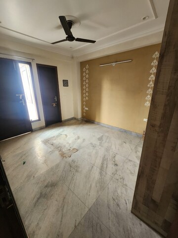 Bedroom in 3 BHK Builder Floor at Sector 57 – for Sale