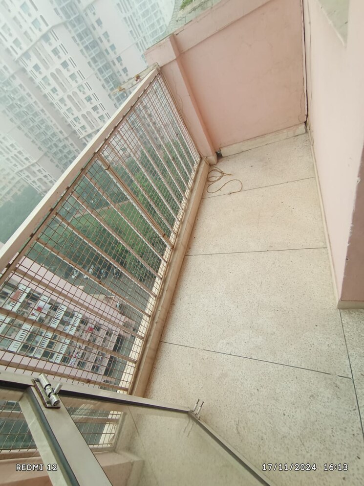 Balcony, pioneer-park-presidia 3 Bedroom 2455 Sq.Ft. Apartment In Sector 62 Gurgaon 7992212