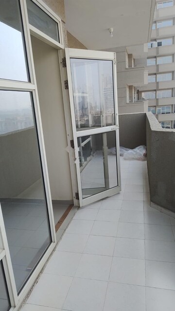 Bathroom in 2 BHK Apartment at Suncity Avenue 76, Sector 76 – for Rent