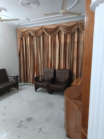 Bedroom in 3 BHK Builder Floor at Palam Vihar Residents Association, Palam Vihar – for Rent