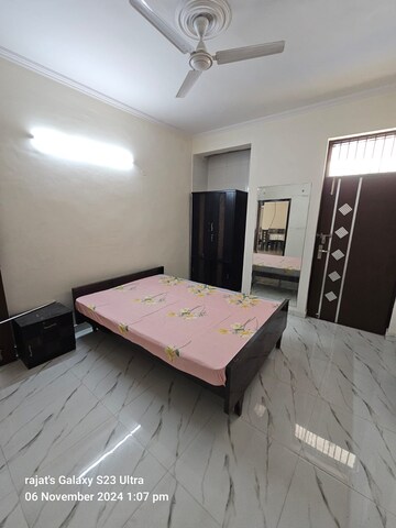 Bedroom in 3 BHK Builder Floor at Ardee City, Sector 52 – for Rent