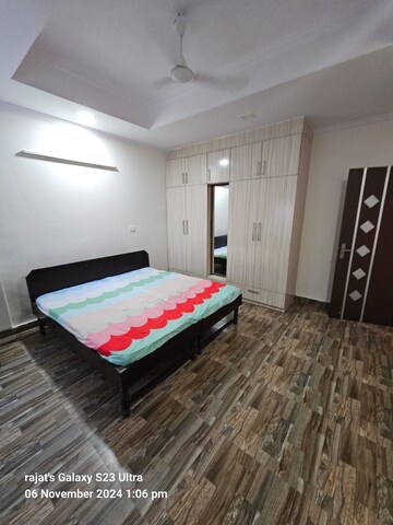 Bedroom in 3 BHK Builder Floor at Ardee City, Sector 52 – for Rent