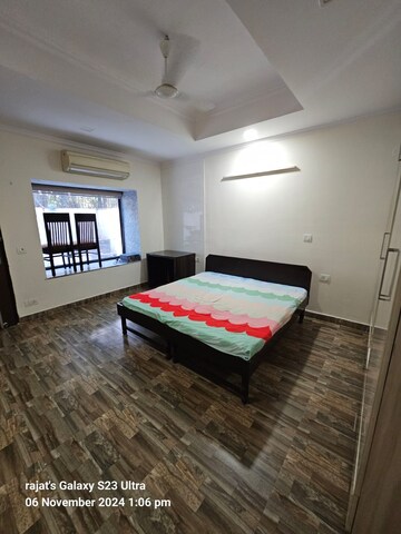 Bedroom in 3 BHK Builder Floor at Ardee City, Sector 52 – for Rent