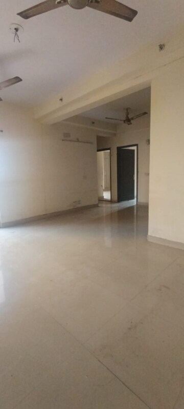Room in 3 BHK Apartment at Gardenia Gateway, Sector 75 – for Sale