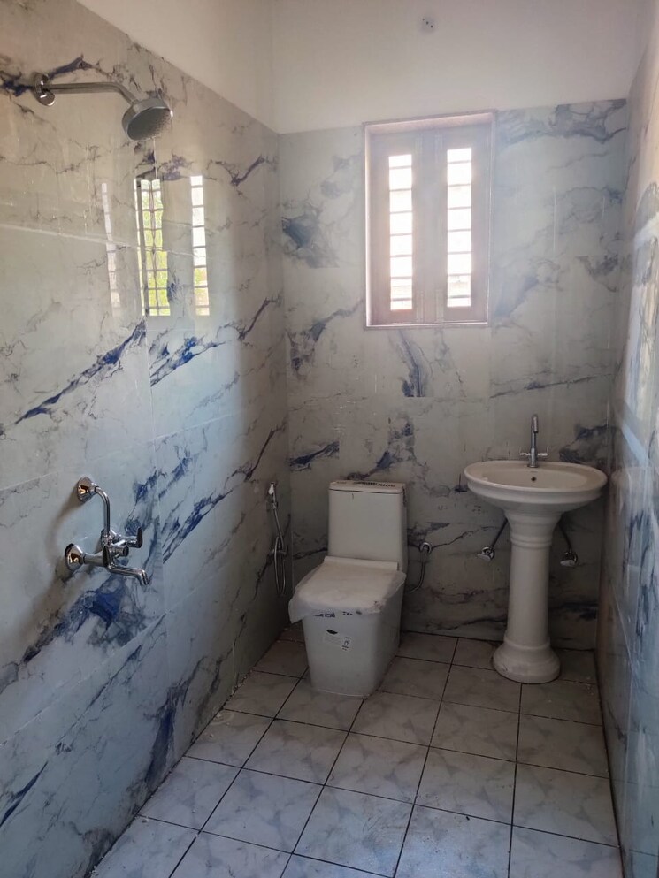 Master Bedroom, sahastradhara road 3 Bedroom 103 Sq.Yd. Independent House In Sahastradhara Road Dehradun 7992546