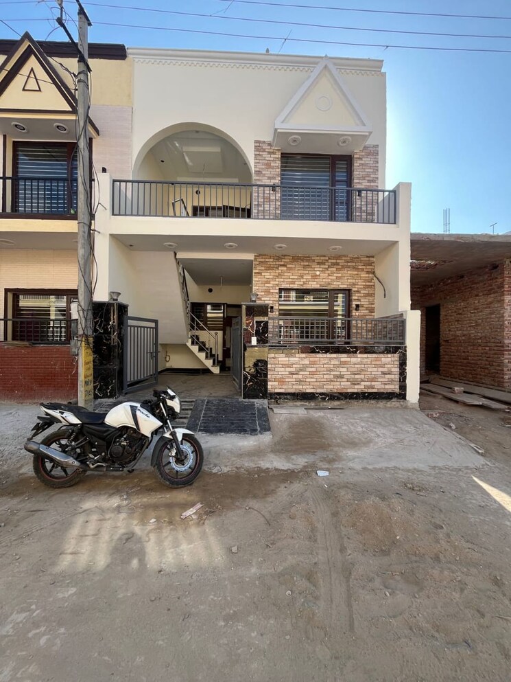 Exterior View, sector 115 3 Bedroom 100 Sq.Yd. Independent House In Sector 115 Mohali 7992584