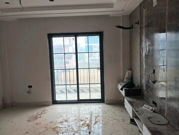 Room in 4 BHK Builder Floor at Sector 85 – for Sale