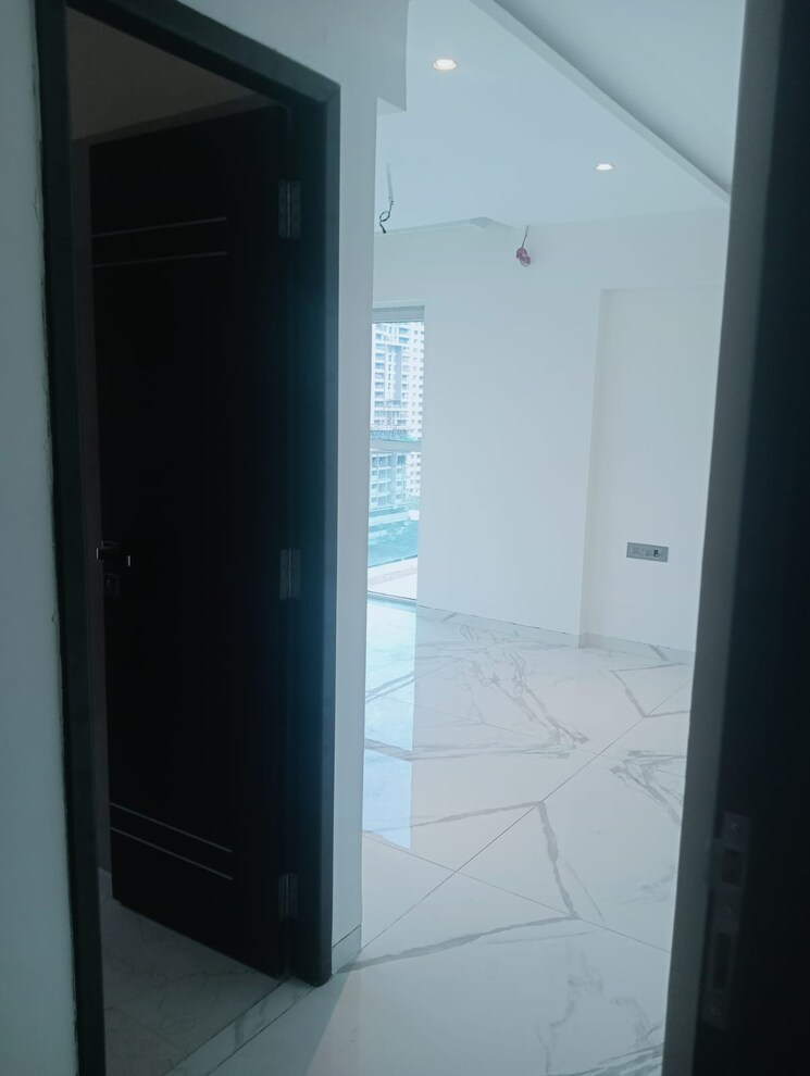 Bathroom, varsha-solitaire 3 Bedroom 1898 Sq.Ft. Apartment In Hadapsar Pune 7992599