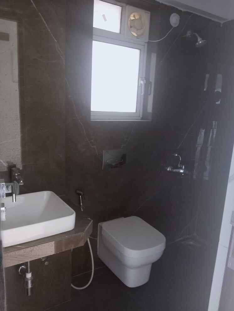 Bathroom, varsha-solitaire 3 Bedroom 1898 Sq.Ft. Apartment In Hadapsar Pune 7992599