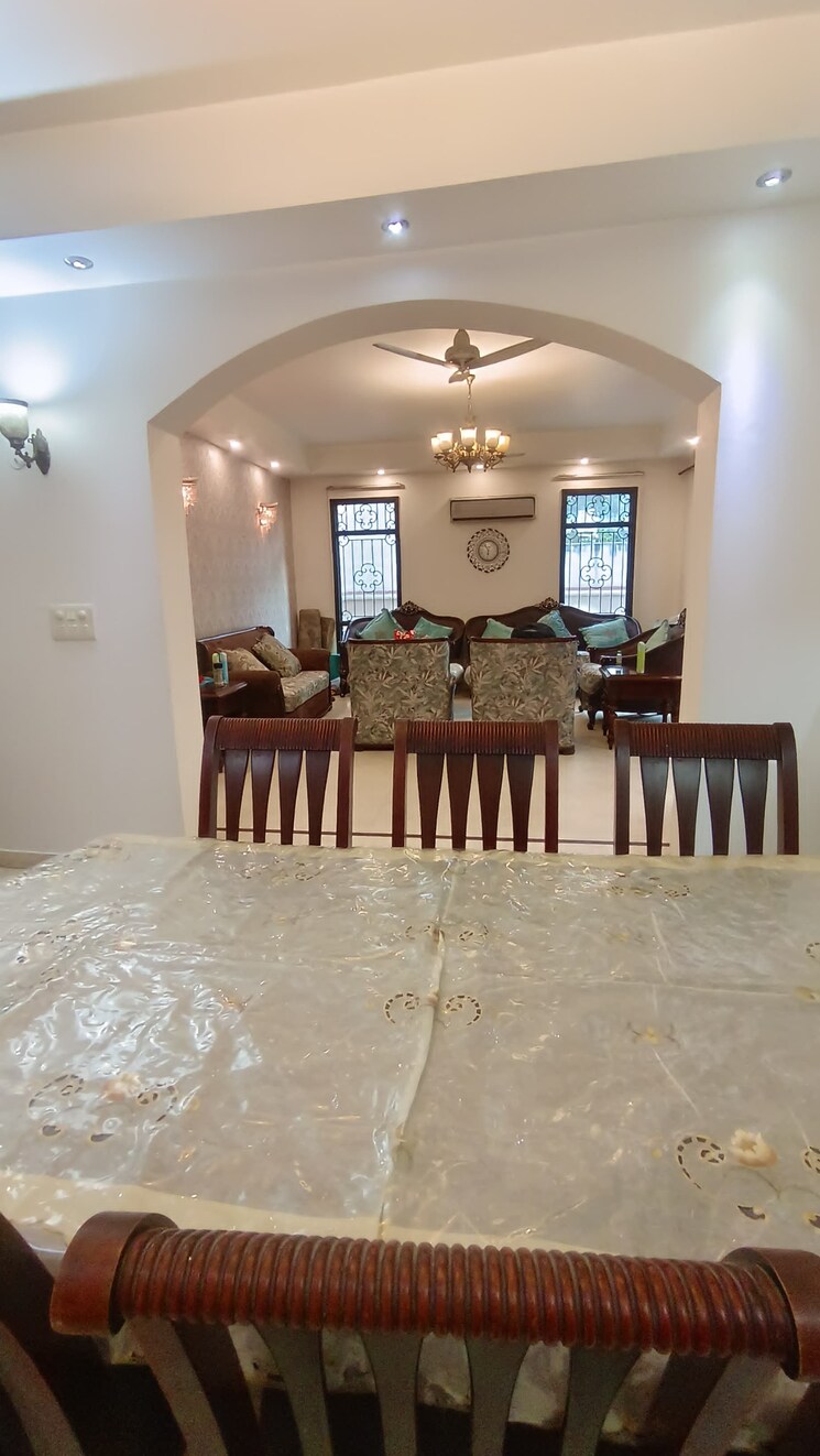 Living Room, omaxe-plaza 6+ Bedroom 110 Sq.Yd. Independent House In Sector 49 Gurgaon 7992693