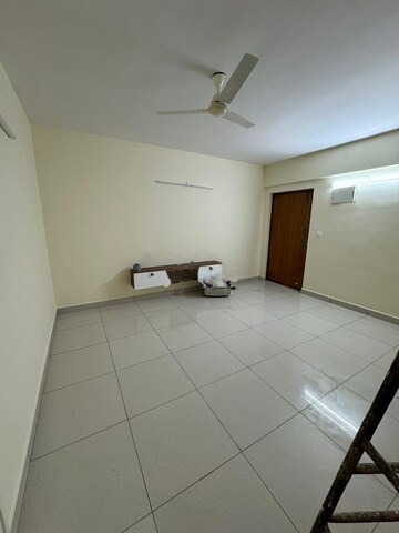 Room in 3 BHK Apartment at Harlur – for Rent
