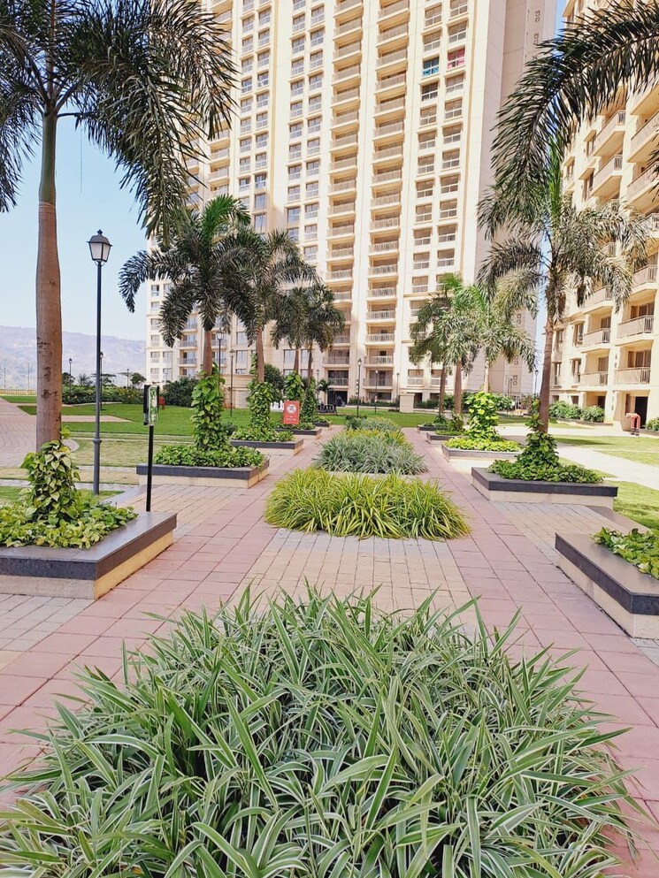 Garden, hiranandani-fortune-city 2 Bedroom 780 Sq.Ft. Apartment In New Panvel Navi Mumbai 7992662