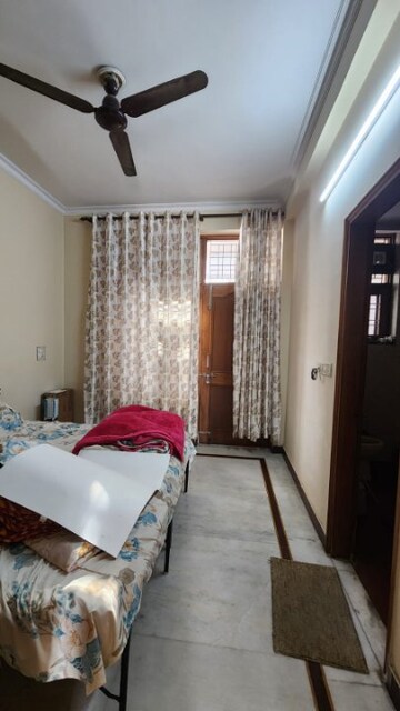 Bedroom in 3 BHK Builder Floor at Vipul World Floors, Sector 48 – for Rent