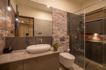Bathroom in 6+ BHK Apartment at Sadashiva Nagar – for Sale