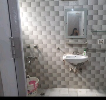 Bathroom in 2 BHK Builder Floor at Lajpat Nagar ii – for Rent