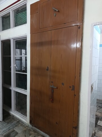 Furnished Amenities in 2 BHK Apartment at Ekdant Shipra Regent and Regal, Indrapuram – for Rent