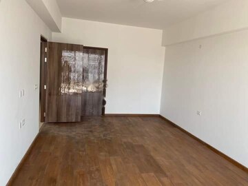 4 BHK Apartment For Rent in DLF Garden City Independent Floors, Sector 92