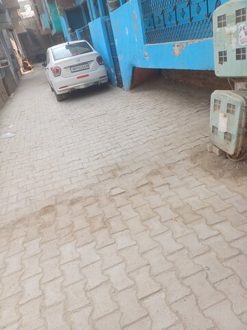  Plot For Sale in Dheeraj Nagar