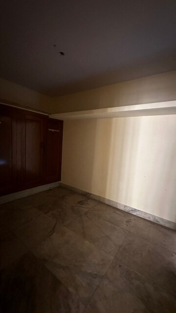 Room in 3.5 BHK Independent House at Sivanchetti Gardens – for Sale
