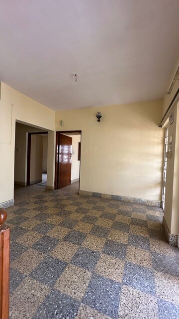 Room in 3.5 BHK Independent House at Sivanchetti Gardens – for Sale