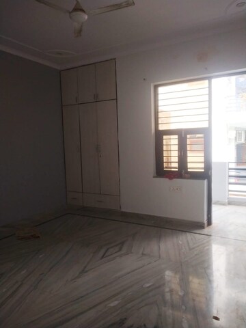 3 BHK Builder Floor For Rent in Sector 28