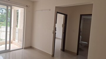 Room in 2 BHK Apartment at Godrej Avenues, Yelahanka – for Rent