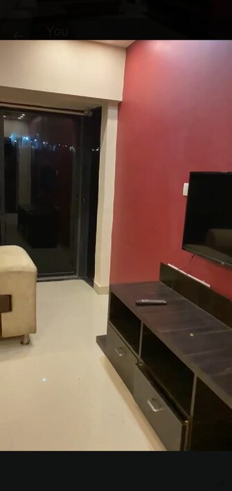 2 BHK Apartment For Rent in Crystal Isle Apartment Goregaon East Mumbai  7991834