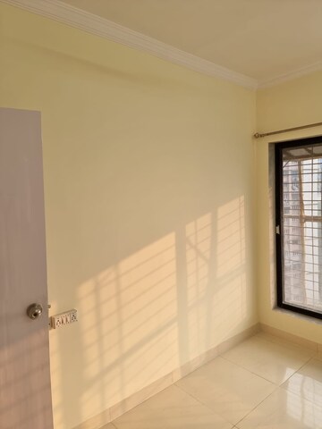 Room in 2 BHK Apartment at Royal Palms Garden View, Goregaon East – for Rent