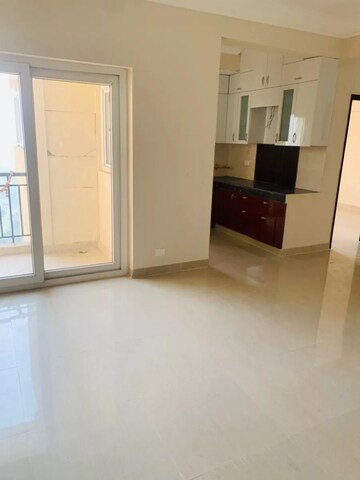 2.5 BHK Apartment For Sale in Gardenia Golf City, Sector 75