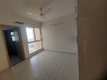 Room in 3 BHK Apartment at M3M Marina, Sector 68 – for Rent