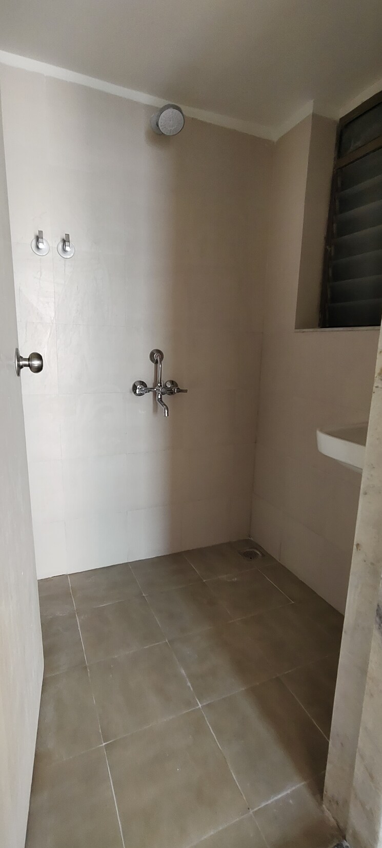 Bathroom, lodha-vista 1 Bedroom 420 Sq.Ft. Apartment In Lower Parel Mumbai 7993461