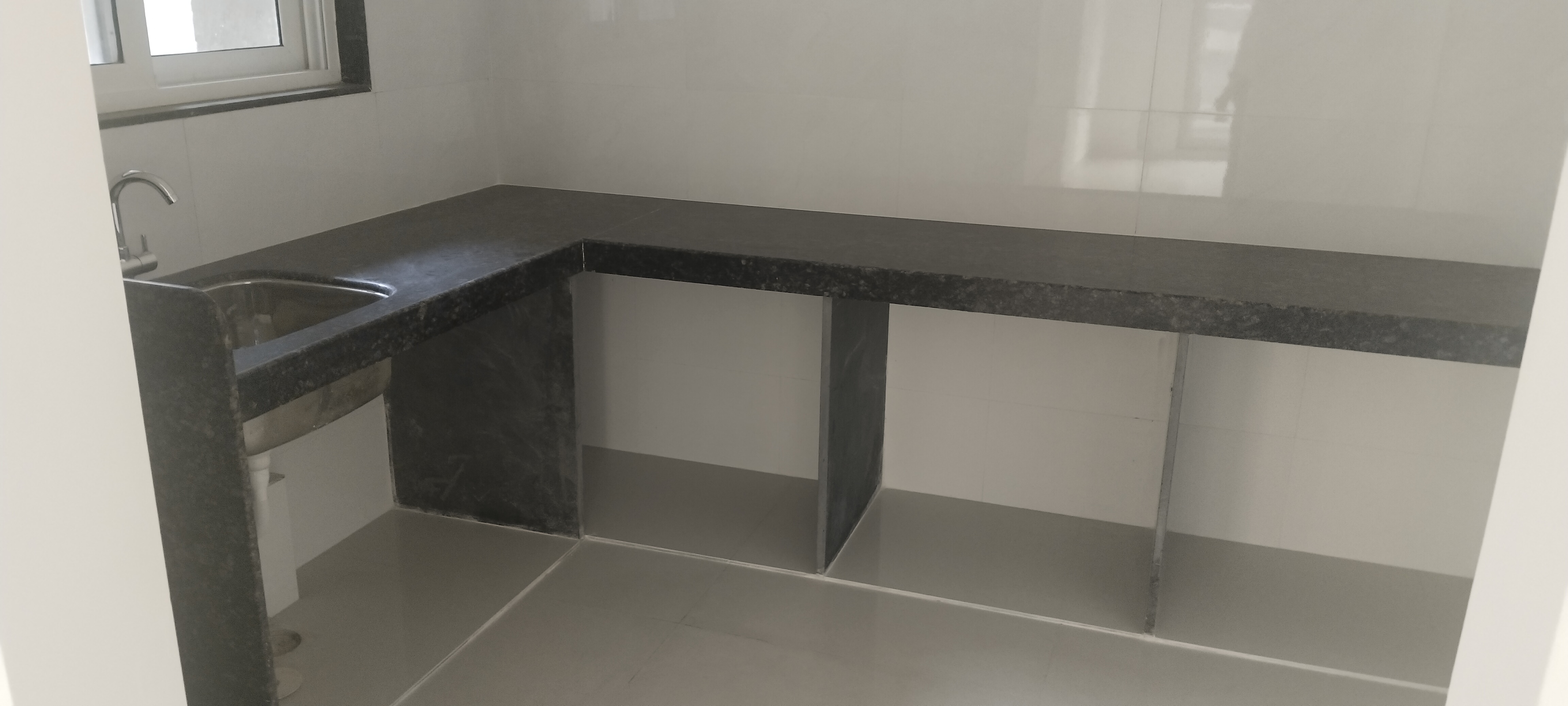 2 BHK Apartment For Sale in Ashar Axis