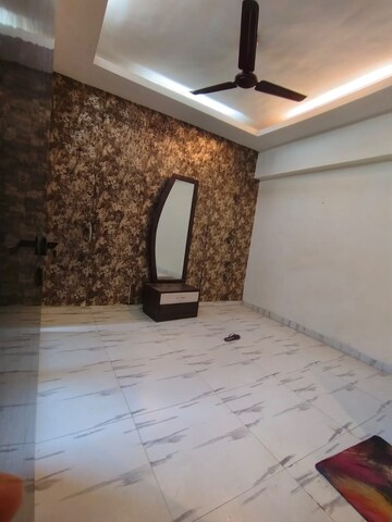 Room in 2 BHK Apartment at Royal Palms Garden View, Goregaon East – for Rent