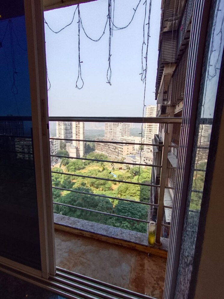 Balcony, royal-palms-garden-view 2 Bedroom 974 Sq.Ft. Apartment In Goregaon East Mumbai 7989738