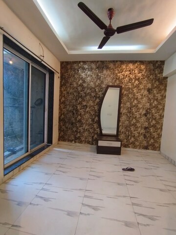 Room in 2 BHK Apartment at Royal Palms Garden View, Goregaon East – for Rent