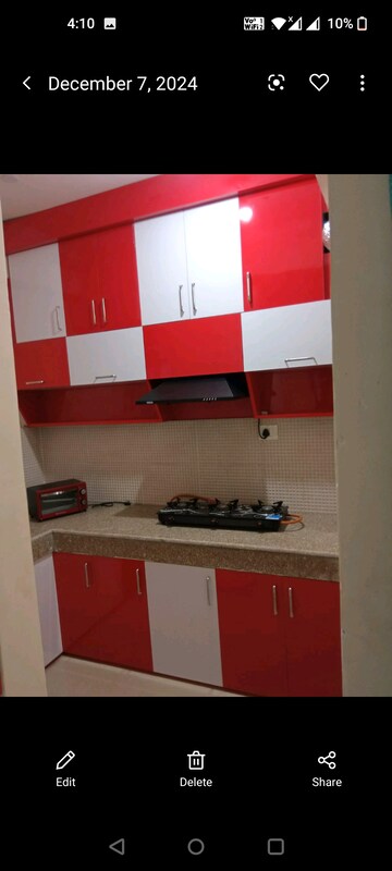 Furnished Amenities in 2 BHK Apartment at Sector 16b Greater Noida – for Rent