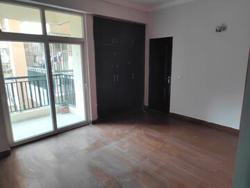 Room in 2 BHK Apartment at GH-7 Crossings Republik, Vijay Nagar – for Rent