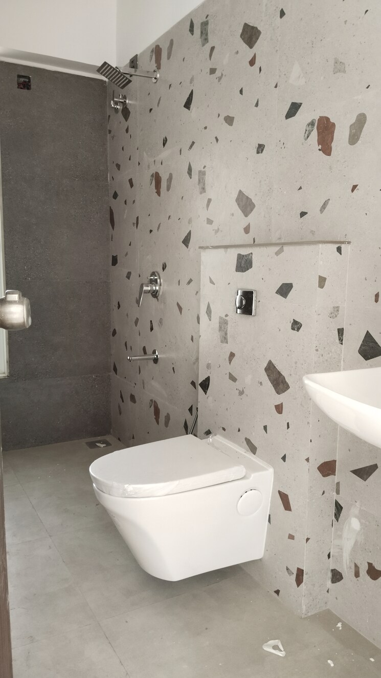 Bathroom, shivaji park 3 Bedroom 1101 Sq.Ft. Apartment In Shivaji Park Mumbai 7993793