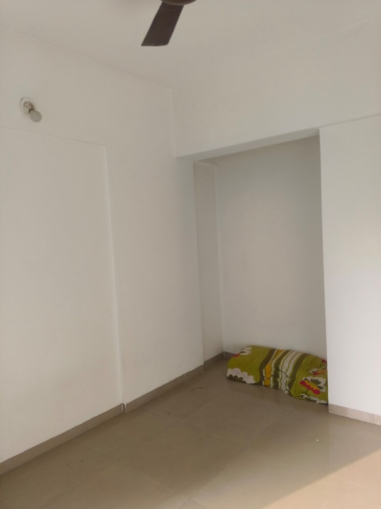 Room, vihang-hills 1 Bedroom 400 Sq.Ft. Apartment In Ghodbunder Road Thane 7993787