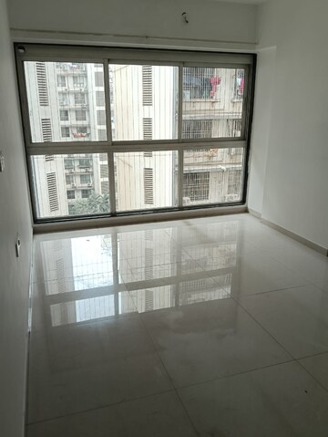 Room in 2.5 BHK Apartment at Lodha New Cuffe Parade, Wadala – for Sale
