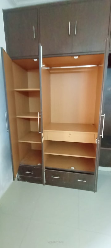 Furnished Amenities in 3.5 BHK Apartment at Purvanchal Royal Park, Sector 137 – for Rent