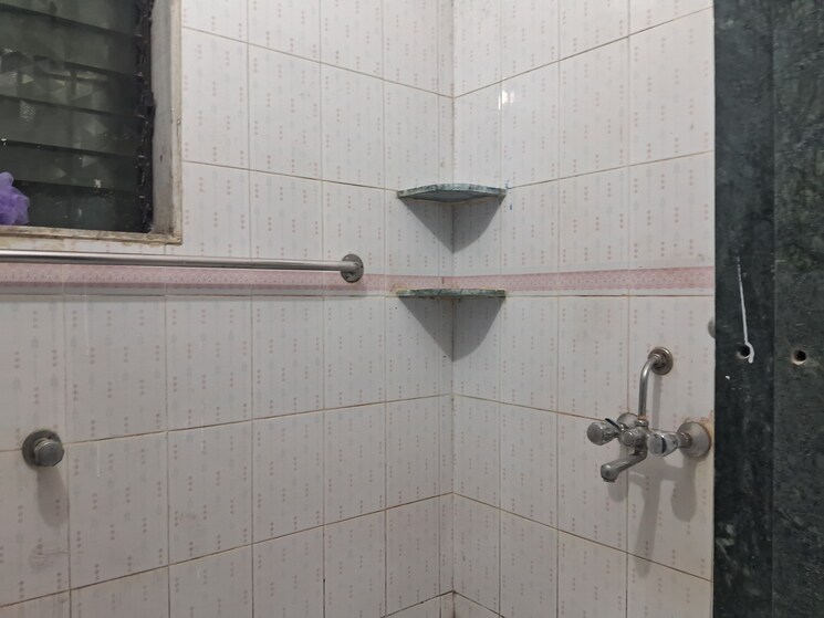 Bathroom, shree-ravechi-apartments 2 Bedroom 1500 Sq.Ft. Apartment In Kopar Khairane Navi Mumbai 7994039