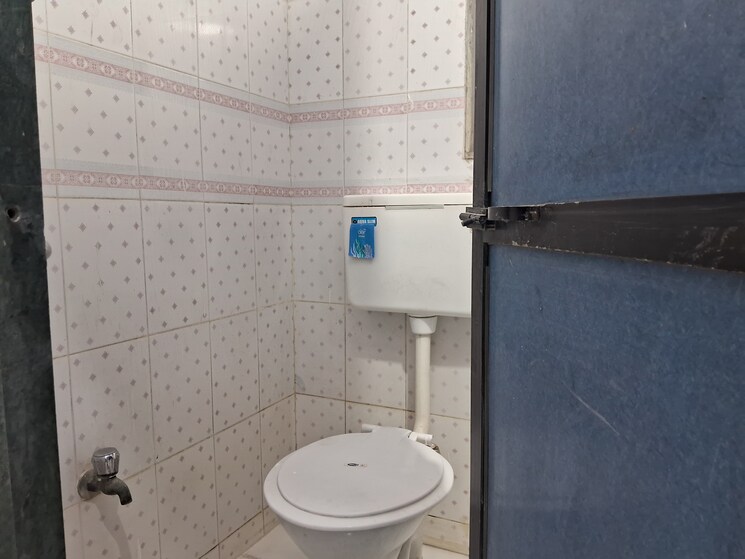 Bathroom, shree-ravechi-apartments 2 Bedroom 1500 Sq.Ft. Apartment In Kopar Khairane Navi Mumbai 7994039