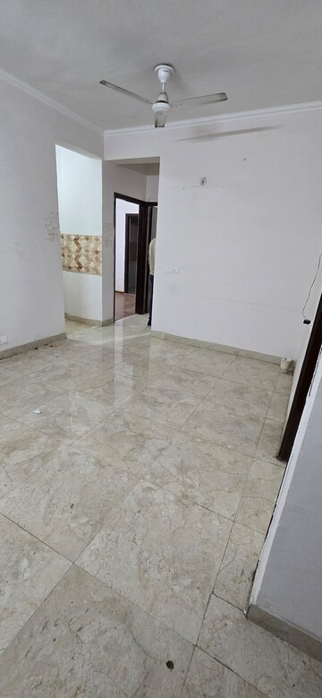 Living Room in 2 BHK Apartment at Amrapali Riverview, Amrapali Leisure Valley – for Rent