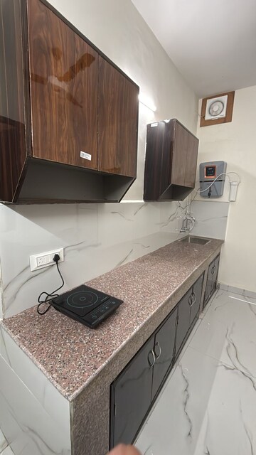 Kitchen in 1 BHK Builder Floor at DLF City Phase III, Sector 24 – for Rent
