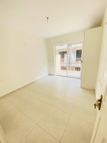 Room in 3 BHK Apartment at Sushma Valencia, Nagla Road – for Rent