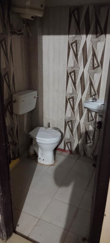 Bathroom in Studio Builder Floor at DLF City Phase III, Sector 24 – for Rent